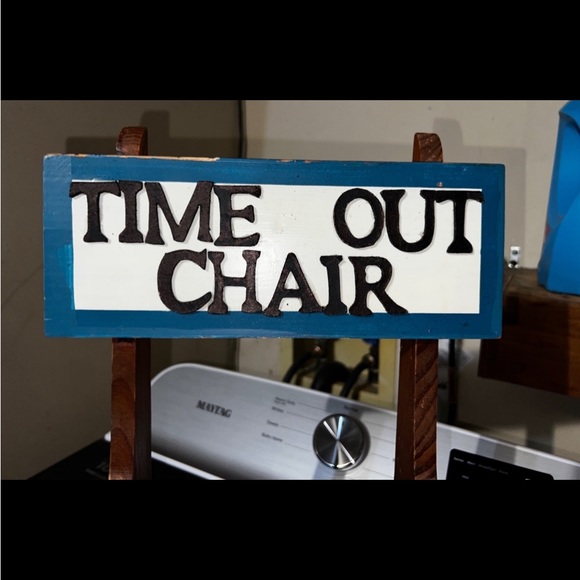 Vintage Wooden Time Out Todder/Kids Chair - Picture 10 of 10